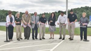 <b>Ribbon cutting ceremony at the Wilds</b>